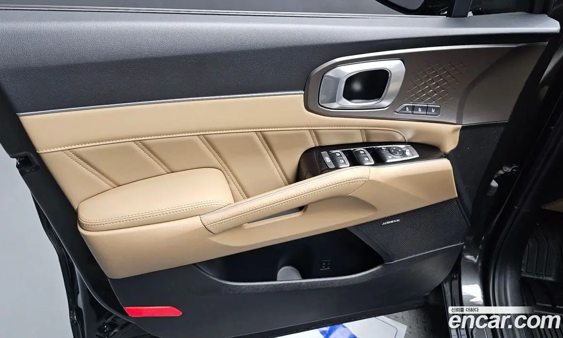 Kia Sorento 2025 1.6 автомат (гидро), фото 13 Kia Sorento 2025 1.6 автомат (гидро), фото 13