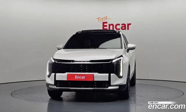 Kia Sportage 2025 1.6 автомат (гидро), миниатюра 3