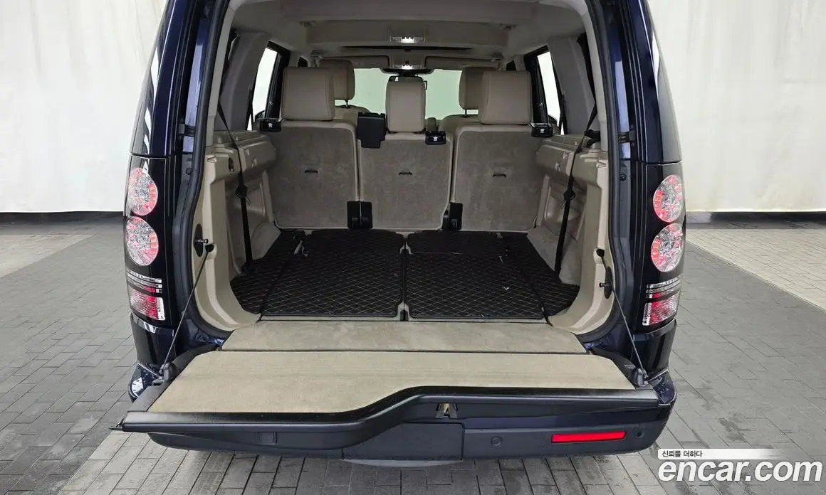 Land Rover Discovery 2016 3.0 автомат (гидро), фото 18 Land Rover Discovery 2016 3.0 автомат (гидро), фото 18