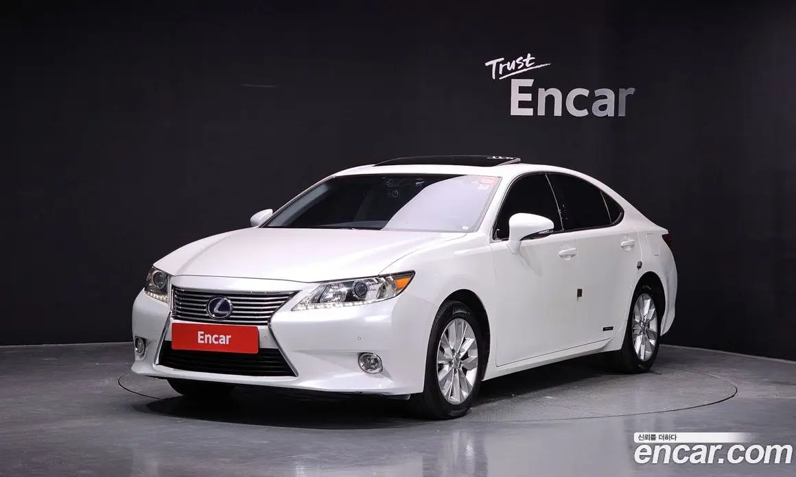 Lexus ES 2012 2.5 автомат (гидро), фото 1 Lexus ES 2012 2.5 автомат (гидро), фото 1