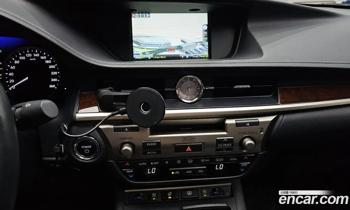 Lexus ES 2012 2.5 автомат (гидро), фото 13 Lexus ES 2012 2.5 автомат (гидро), фото 13
