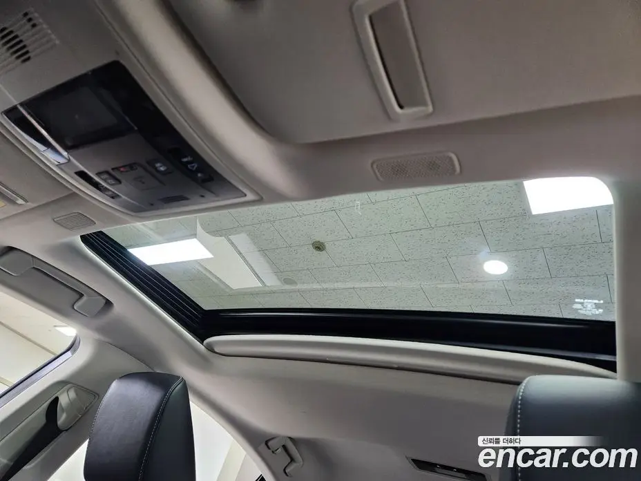 Lexus ES 2023 2.5 автомат (гидро), фото 16 Lexus ES 2023 2.5 автомат (гидро), фото 16
