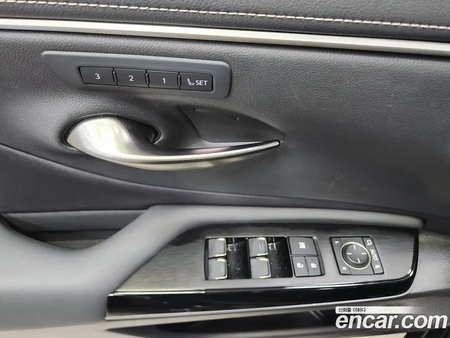Lexus ES 2023 2.5 автомат (гидро), фото 9 Lexus ES 2023 2.5 автомат (гидро), фото 9