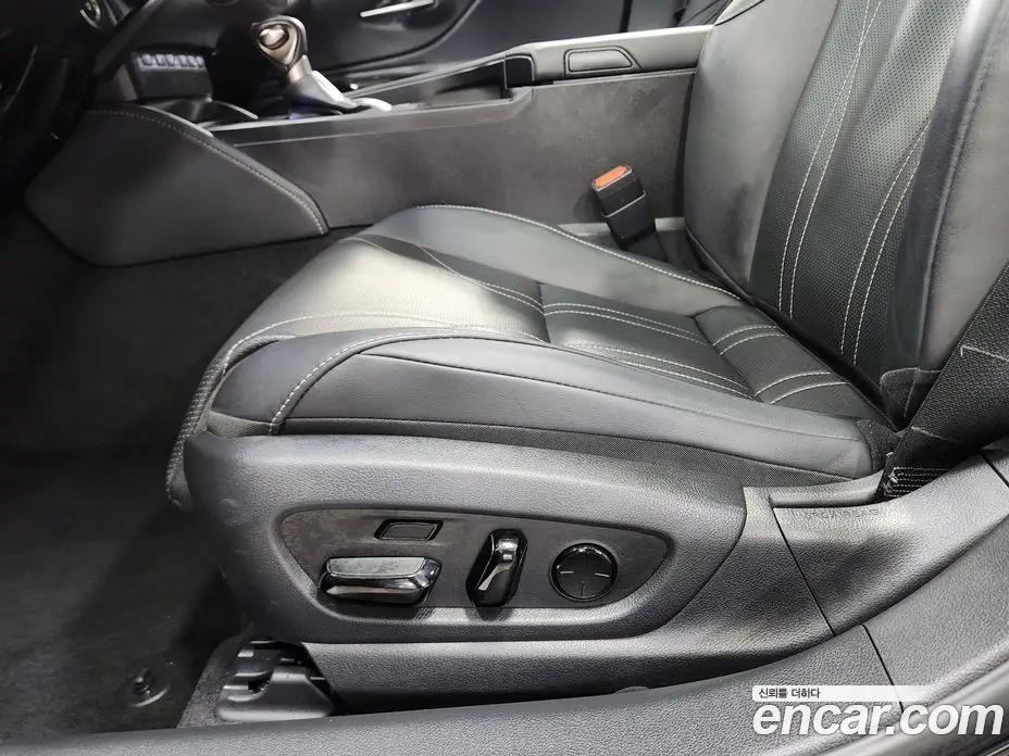 Lexus ES 2023 2.5 автомат (гидро), фото 10 Lexus ES 2023 2.5 автомат (гидро), фото 10