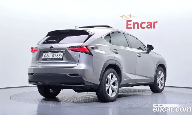 Lexus NX 2015 2.5 автомат (гидро), миниатюра 2 Lexus NX 2015 2.5 автомат (гидро), миниатюра 2