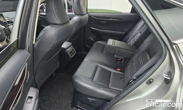 Lexus NX 2015 2.5 автомат (гидро), миниатюра 12