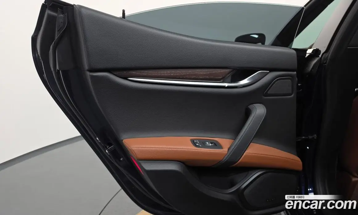 Maserati Ghibli 2020 3.0 автомат (гидро), фото 15