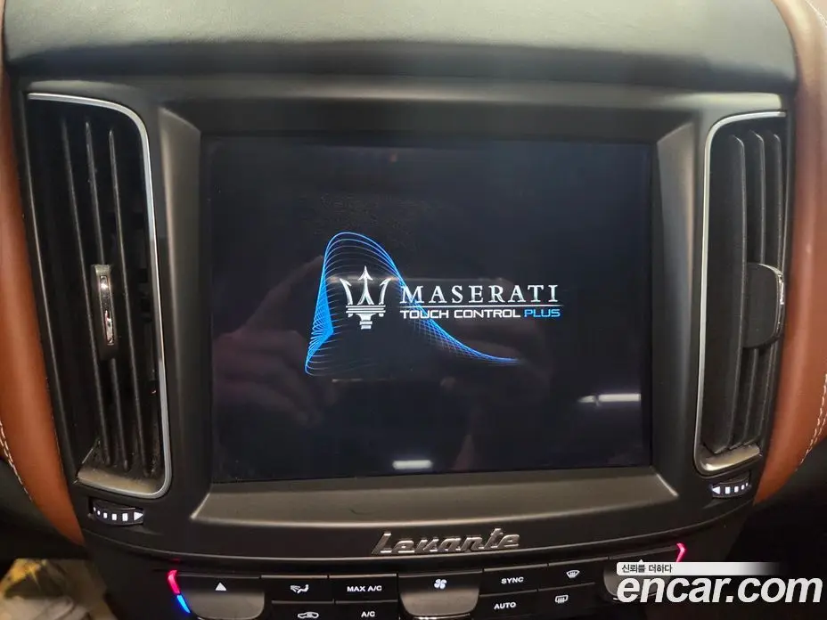 Maserati Levante 2018 3.0 автомат (гидро), фото 11