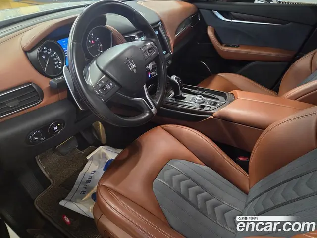 Maserati Levante 2018 3.0 автомат (гидро), миниатюра 12