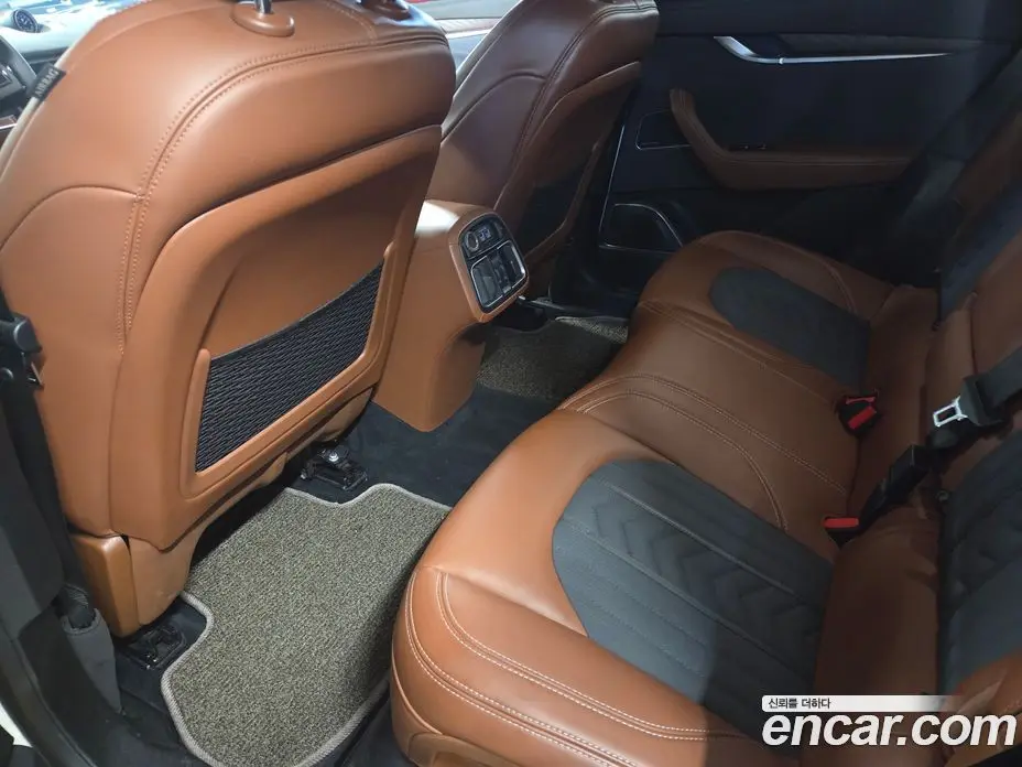 Maserati Levante 2018 3.0 автомат (гидро), фото 18