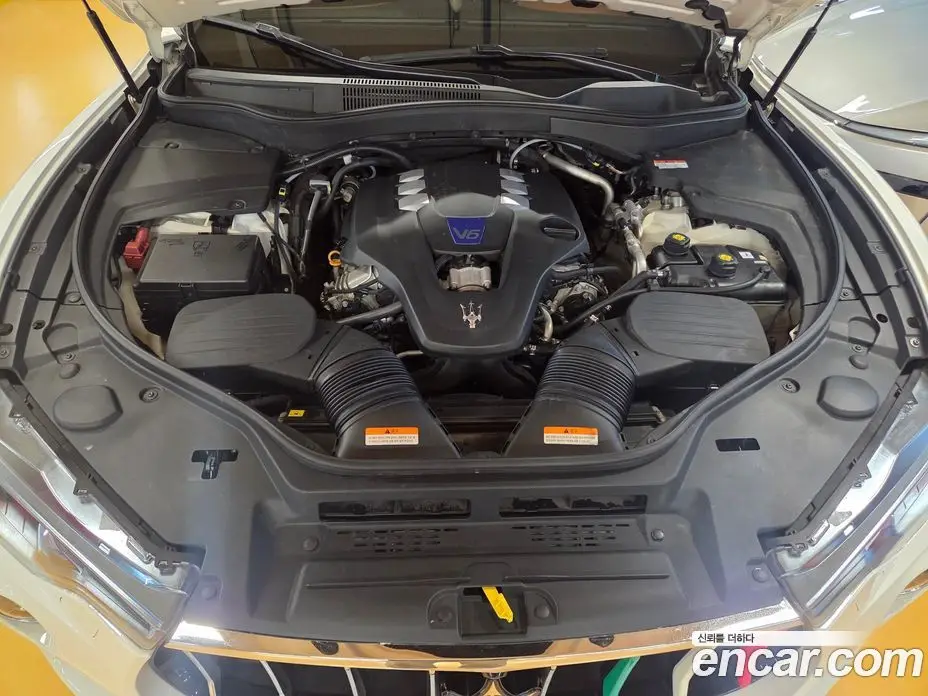 Maserati Levante 2018 3.0 автомат (гидро), фото 20