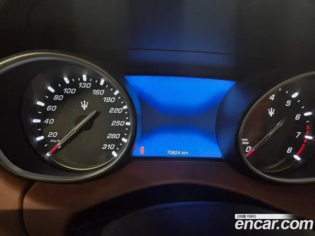 Maserati Levante 2018 3.0 автомат (гидро), миниатюра 9