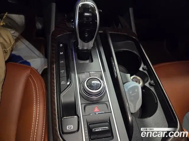 Maserati Levante 2018 3.0 автомат (гидро), миниатюра 10