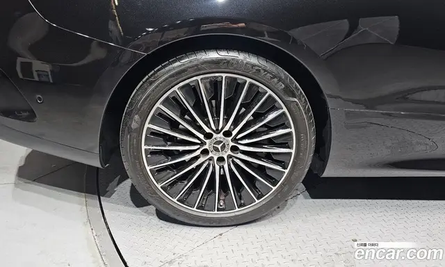 Mercedes-Benz CLE-Class 2025 2.0 автомат (гидро), миниатюра 5 Mercedes-Benz CLE-Class 2025 2.0 автомат (гидро), миниатюра 5