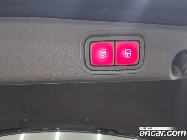 Mercedes-Benz E-Class 2022 2.0 автомат (гидро), миниатюра 12