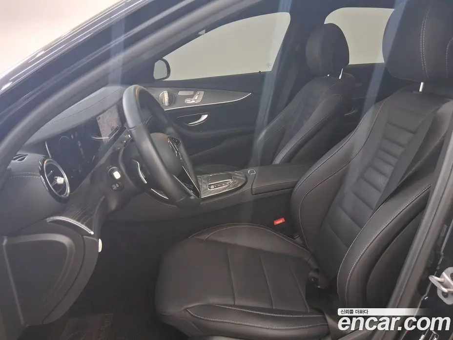 Mercedes-Benz E-Class 2022 2.0 автомат (гидро), фото 15 Mercedes-Benz E-Class 2022 2.0 автомат (гидро), фото 15
