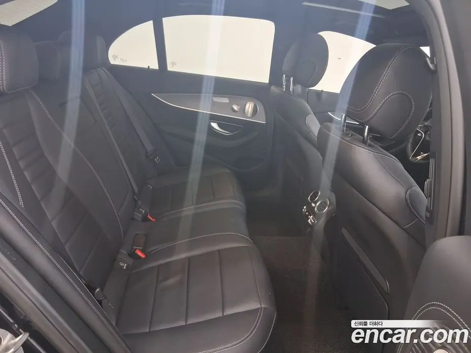 Mercedes-Benz E-Class 2022 2.0 автомат (гидро), фото 17 Mercedes-Benz E-Class 2022 2.0 автомат (гидро), фото 17