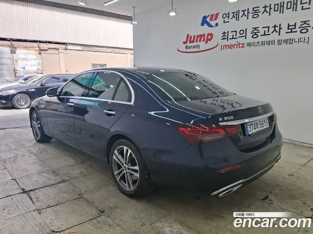 Mercedes-Benz E-Class 2022 2.0 автомат (гидро), миниатюра 3 Mercedes-Benz E-Class 2022 2.0 автомат (гидро), миниатюра 3