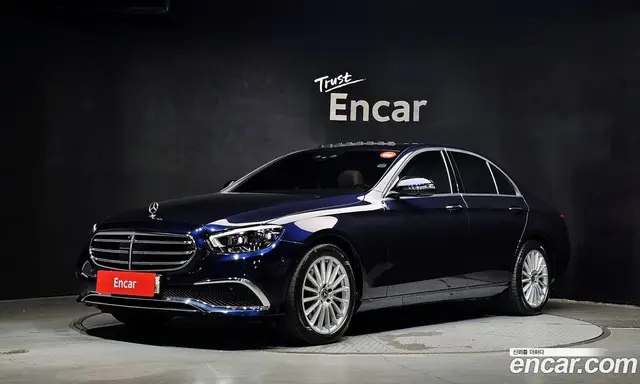 Mercedes-Benz E-Class 2022 2.0 автомат (гидро), миниатюра 1 Mercedes-Benz E-Class 2022 2.0 автомат (гидро), миниатюра 1