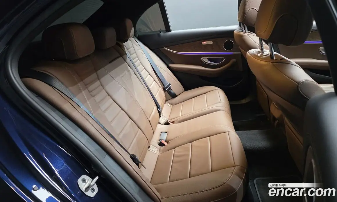 Mercedes-Benz E-Class 2022 2.0 автомат (гидро), фото 17 Mercedes-Benz E-Class 2022 2.0 автомат (гидро), фото 17