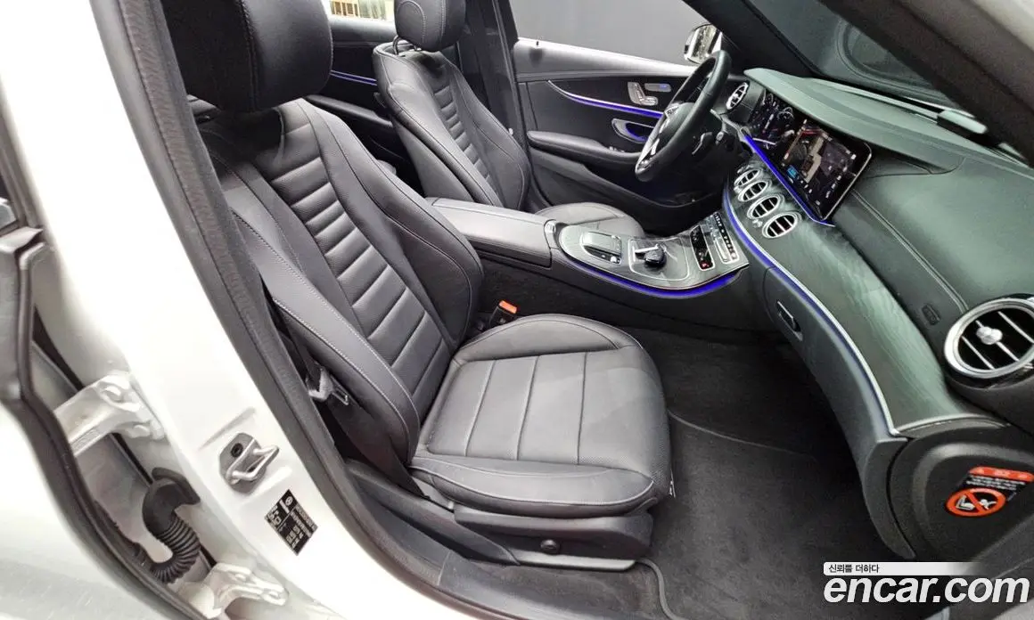 Mercedes-Benz E-Class 2023 2.0 автомат (гидро), фото 25