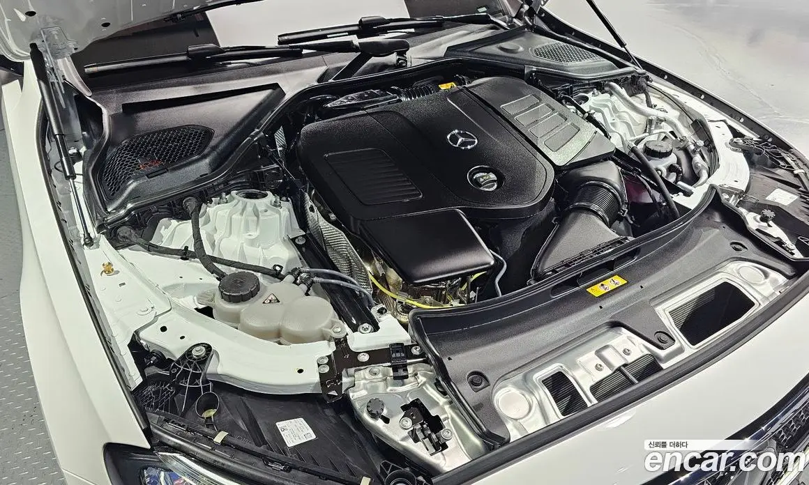 Mercedes-Benz E-Class 2025 2.0 автомат (гидро), фото 6