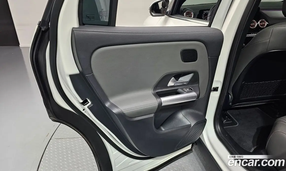 Mercedes-Benz EQA 2023 0.2 автомат (гидро), фото 15 Mercedes-Benz EQA 2023 0.2 автомат (гидро), фото 15