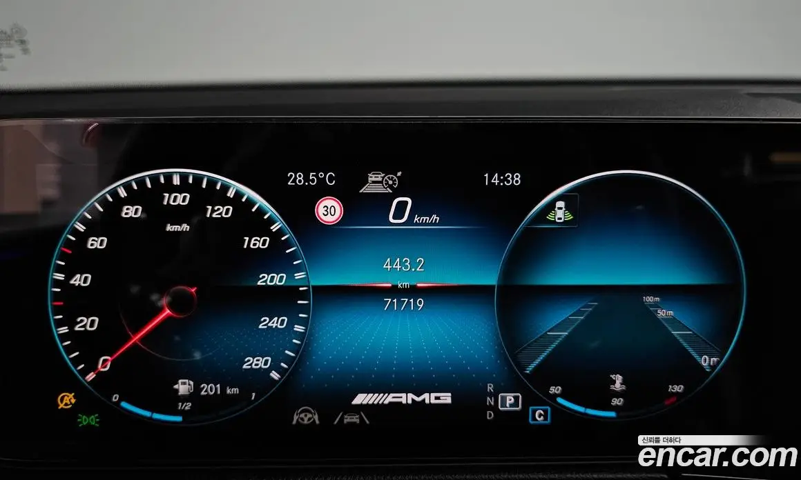 Mercedes-Benz GLB-Class 2021 2.0 автомат (гидро), фото 10