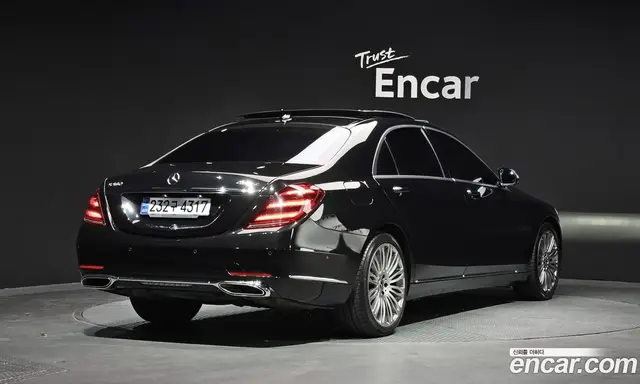 Mercedes-Benz S-Class 2018 4.0 автомат (гидро), миниатюра 2