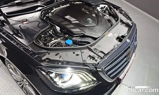 Mercedes-Benz S-Class 2018 4.0 автомат (гидро), миниатюра 6
