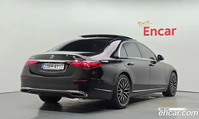Mercedes-Benz S-Class 2022 4.0 автомат (гидро), миниатюра 2