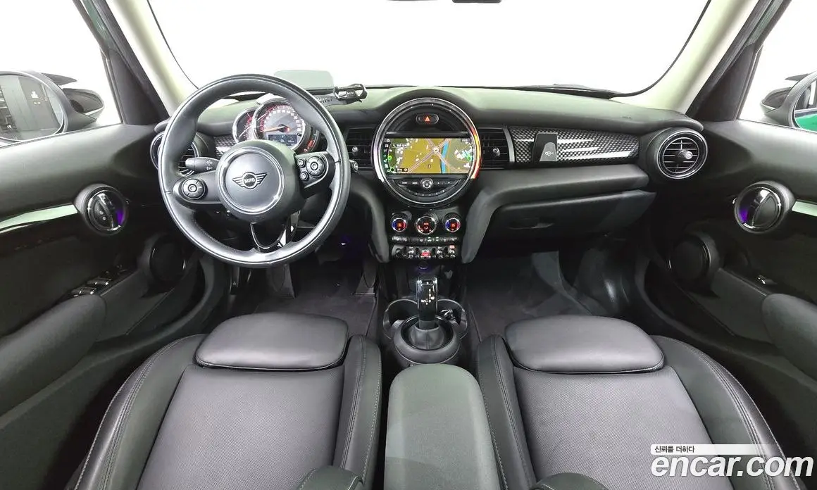 Mini Cooper 2019 2.0 автомат (гидро), фото 10 Mini Cooper 2019 2.0 автомат (гидро), фото 10