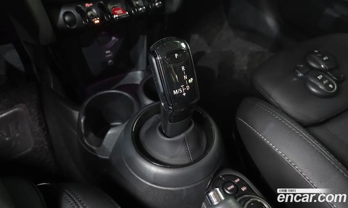 Mini Cooper 2022 1.5 автомат (гидро), фото 12