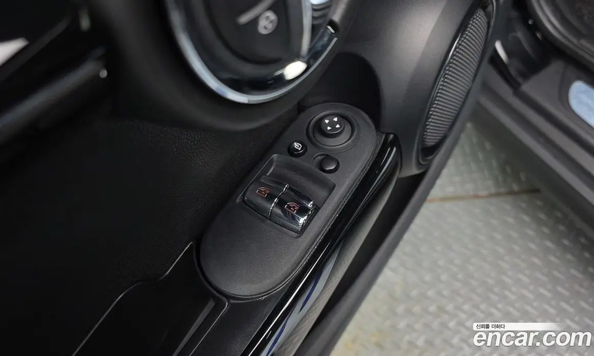 Mini Cooper 2022 1.5 автомат (гидро), фото 17