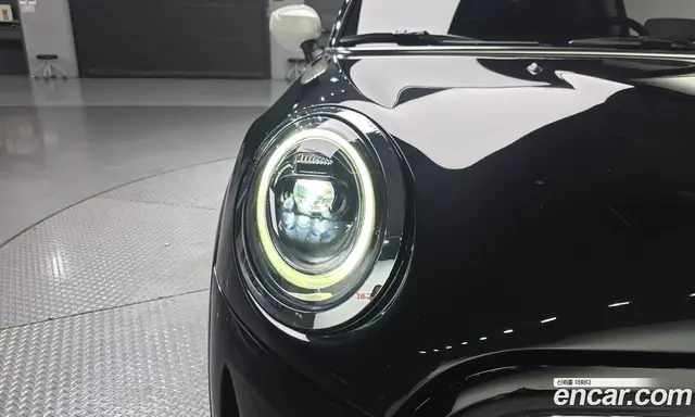 Mini Cooper 2022 1.5 автомат (гидро), миниатюра 8