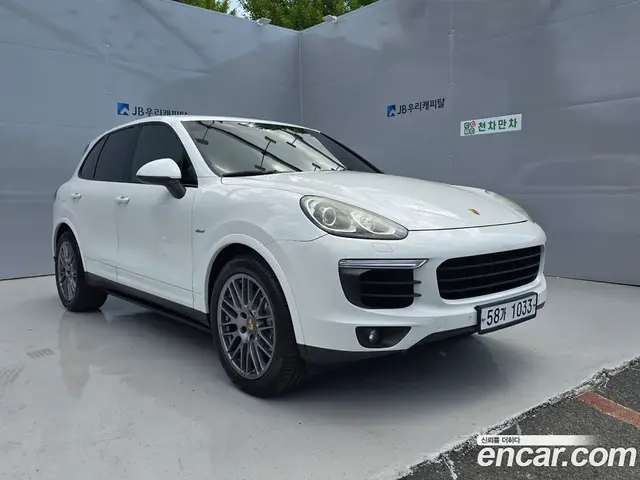 Porsche Cayenne 2017 3.0 автомат (гидро), миниатюра 2 Porsche Cayenne 2017 3.0 автомат (гидро), миниатюра 2