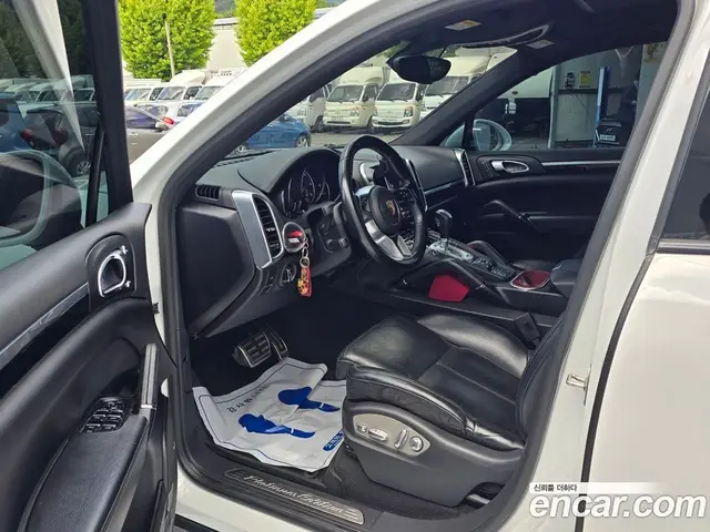 Porsche Cayenne 2017 3.0 автомат (гидро), миниатюра 8 Porsche Cayenne 2017 3.0 автомат (гидро), миниатюра 8