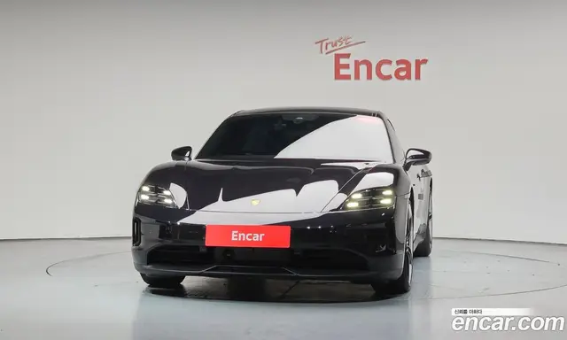 Porsche Taycan 2025 0.1 автомат (гидро), миниатюра 2 Porsche Taycan 2025 0.1 автомат (гидро), миниатюра 2