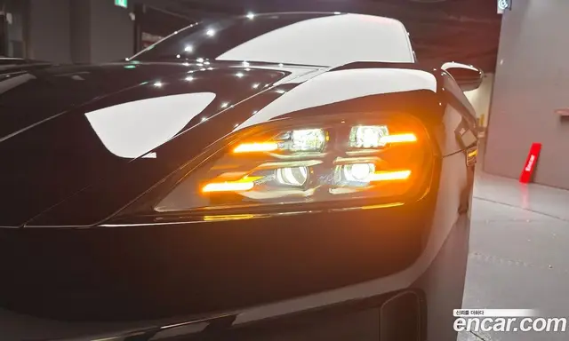 Porsche Taycan 2025 0.1 автомат (гидро), миниатюра 7 Porsche Taycan 2025 0.1 автомат (гидро), миниатюра 7