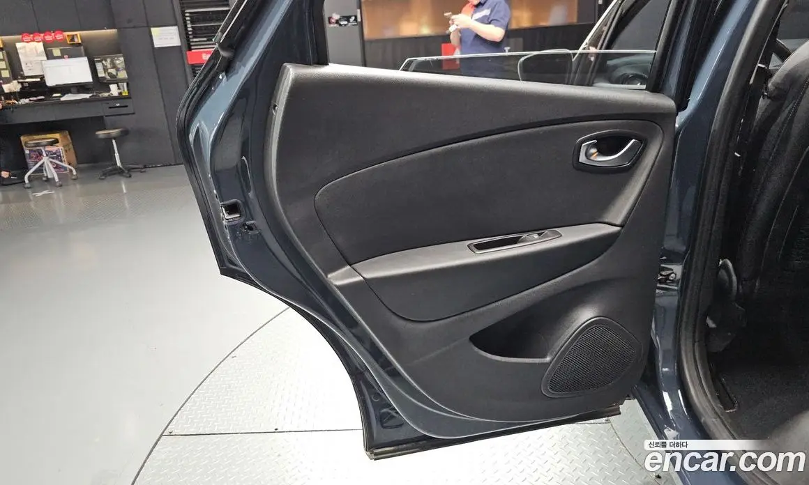 Renault (Samsung) QM3 2019 1.5 автомат (гидро), фото 15 Renault (Samsung) QM3 2019 1.5 автомат (гидро), фото 15
