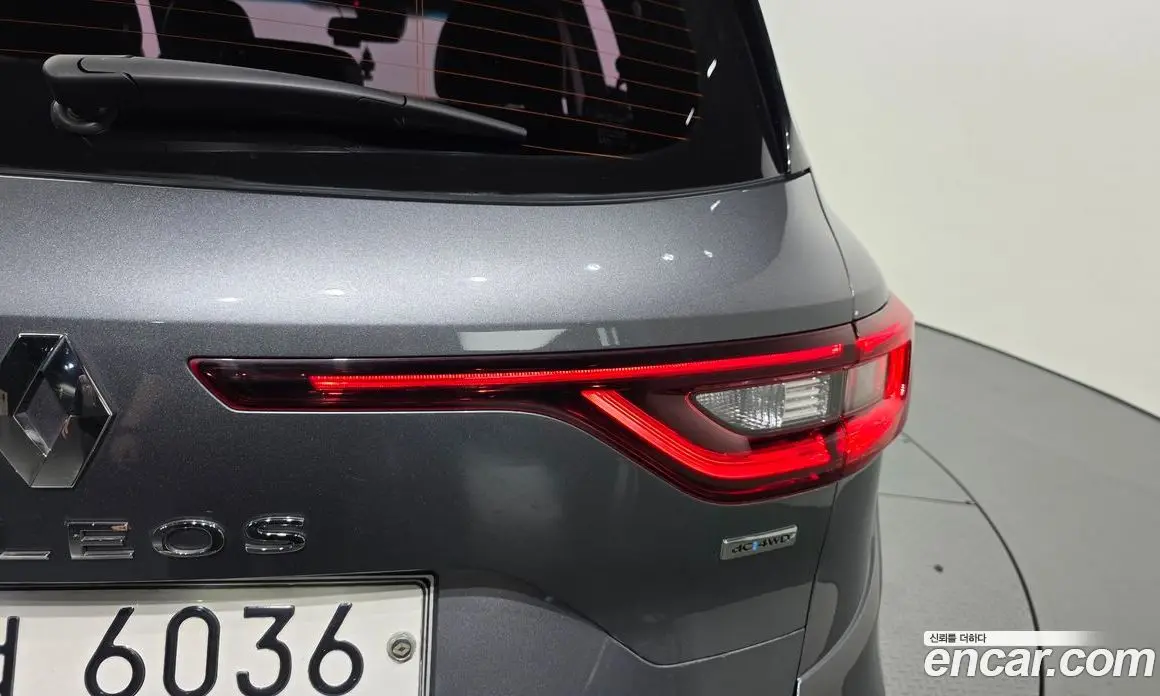 Renault (Samsung) QM6 2017 2.0 автомат (гидро), фото 9 Renault (Samsung) QM6 2017 2.0 автомат (гидро), фото 9