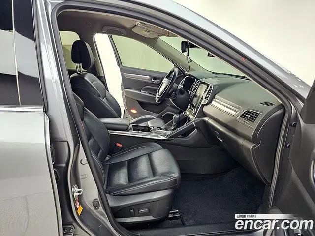Renault (Samsung) QM6 2018 2.0 автомат (гидро), миниатюра 11 Renault (Samsung) QM6 2018 2.0 автомат (гидро), миниатюра 11