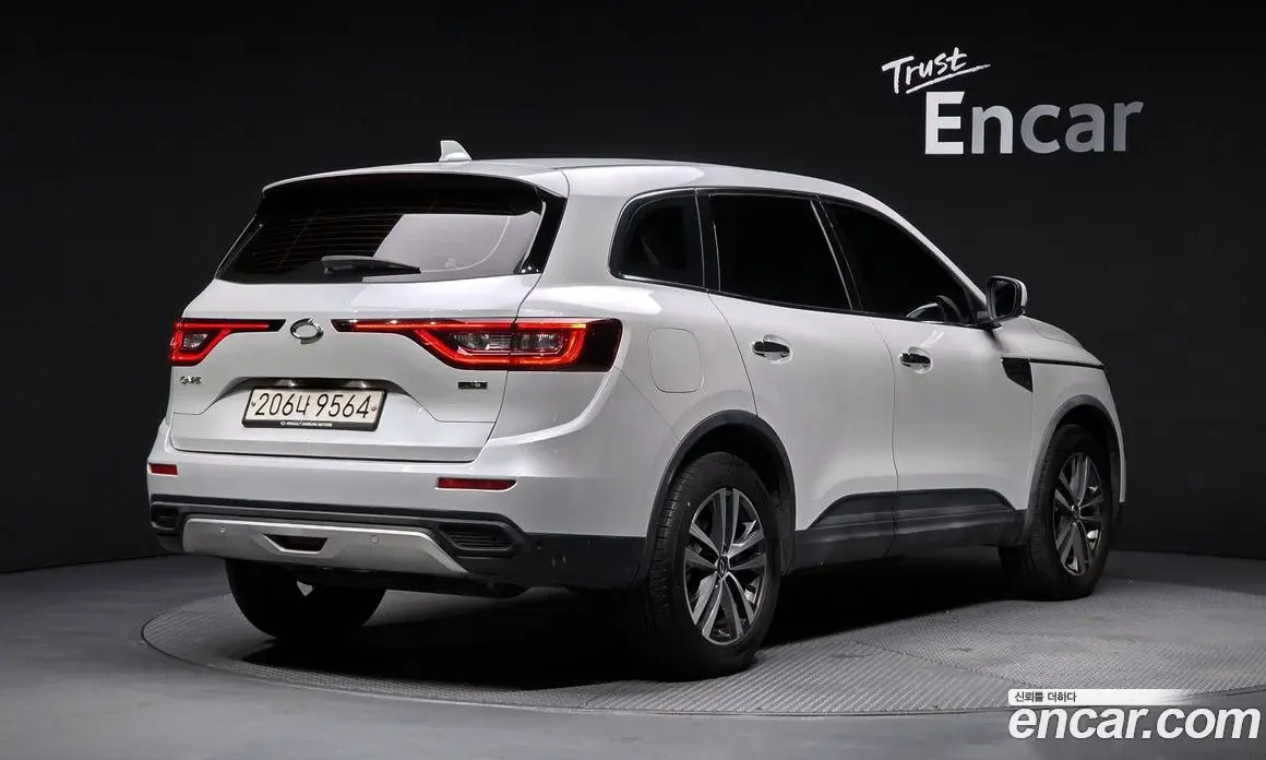 Renault (Samsung) QM6 2021 2.0 автомат (гидро), фото 2 Renault (Samsung) QM6 2021 2.0 автомат (гидро), фото 2