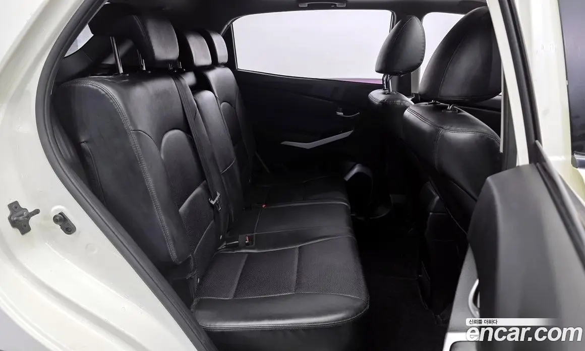 SsangYong Korando 2014 2.0 автомат (гидро), фото 12