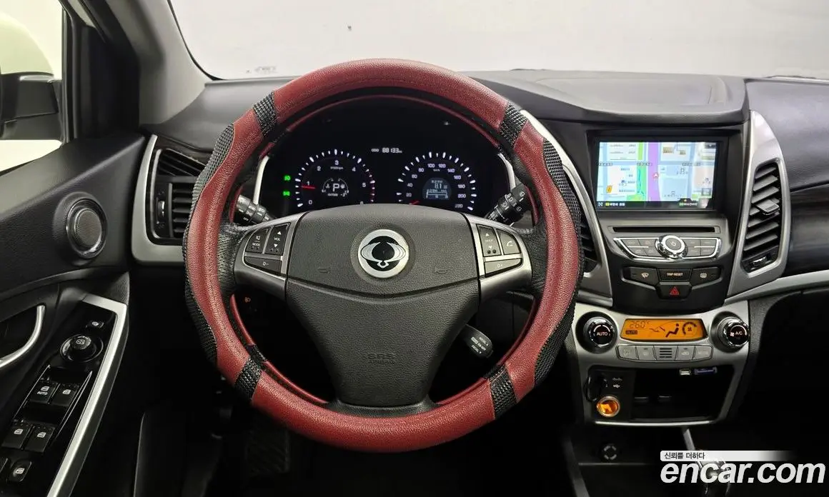 SsangYong Korando 2014 2.0 автомат (гидро), фото 13