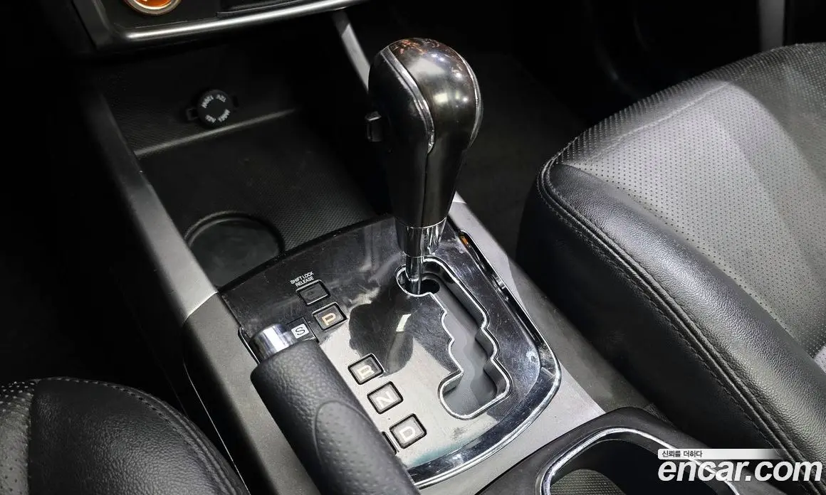 SsangYong Korando 2014 2.0 автомат (гидро), фото 9