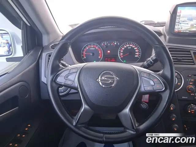 SsangYong Korando 2015 2.0 автомат (гидро), миниатюра 8