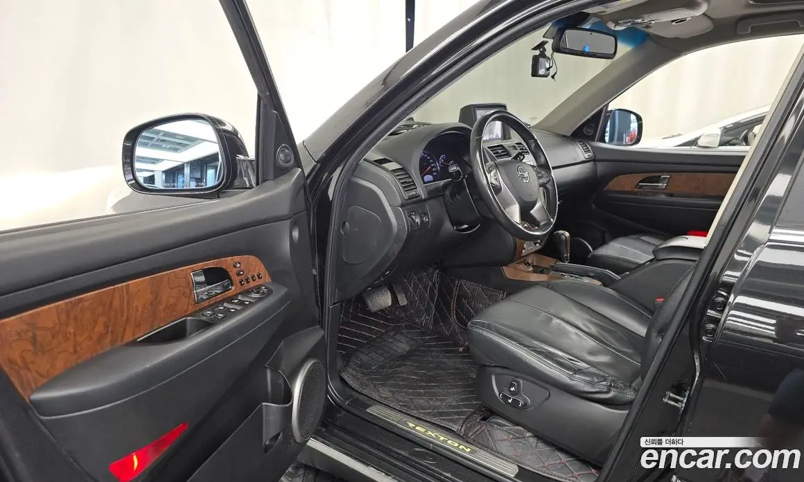 SsangYong Rexton 2015 2.2 автомат (гидро), фото 13 SsangYong Rexton 2015 2.2 автомат (гидро), фото 13