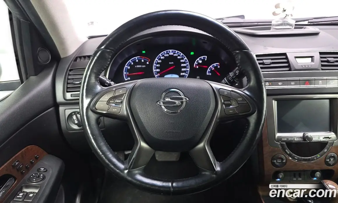 SsangYong Rexton 2016 2.2 автомат (гидро), фото 13 SsangYong Rexton 2016 2.2 автомат (гидро), фото 13