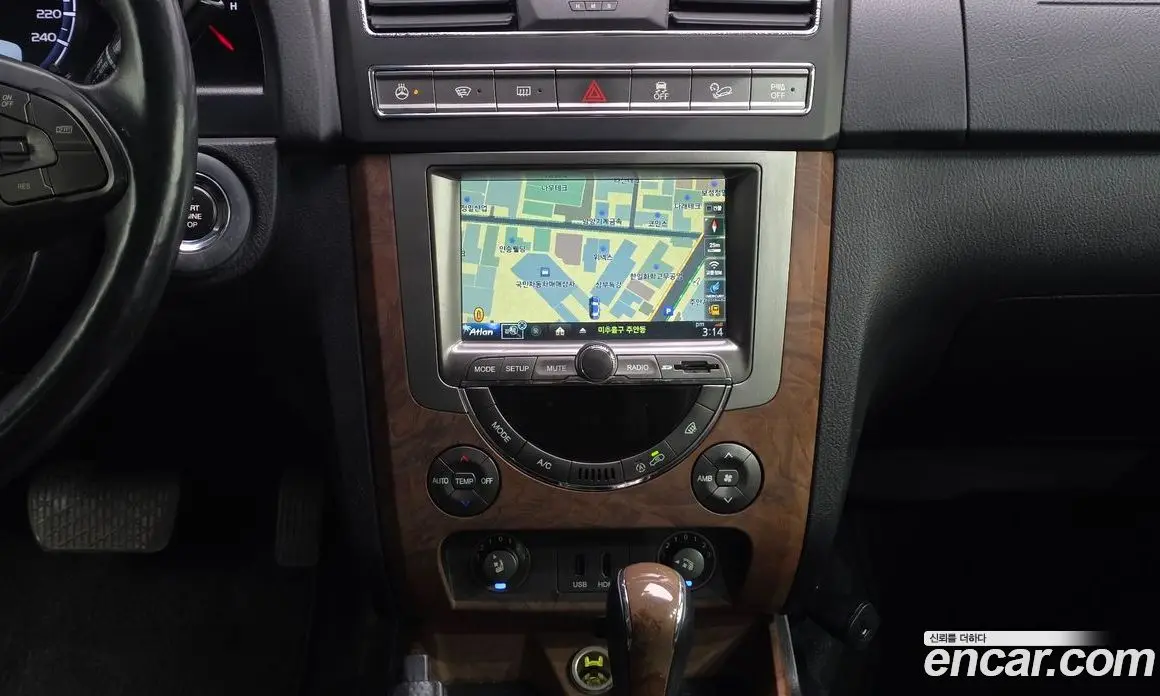 SsangYong Rexton 2016 2.2 автомат (гидро), фото 14 SsangYong Rexton 2016 2.2 автомат (гидро), фото 14